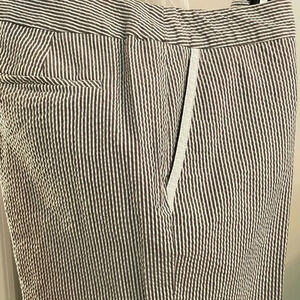 Liz Claiborne “Audra” ribbed pants 10R taupe & white w/2 white trimmed pockets